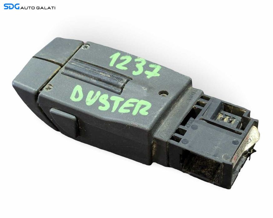Maneta Buton Butoane Control Comenzi Volan Volum Dacia Duster 2010 - 2018 Cod 8200008040, 344732013 [LR4333]