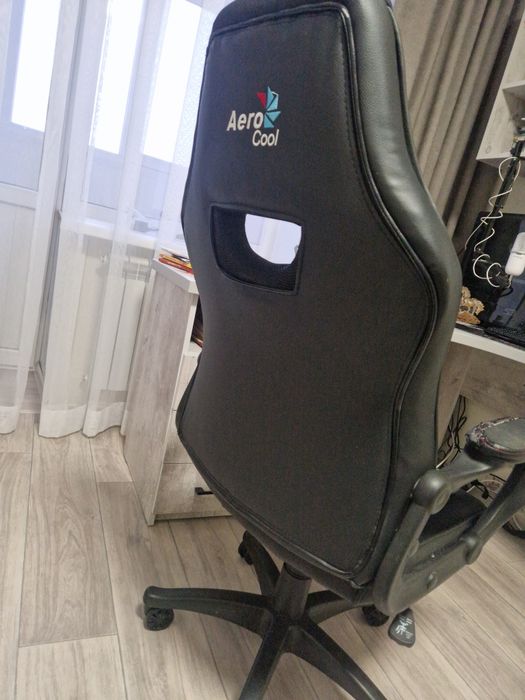 Продам офисное.компьтерное  кресло