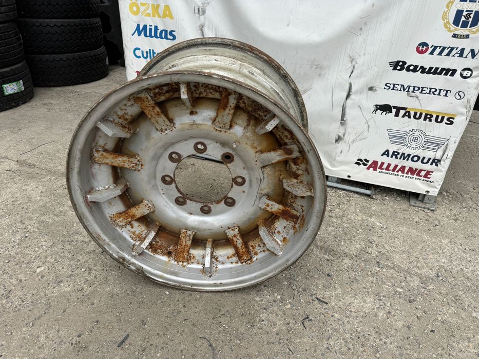 Janta R32 | combina | 650/75R32 24.5R32