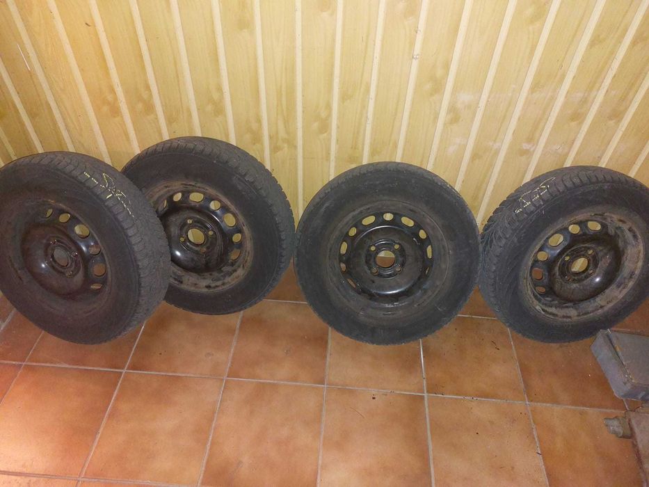 Vand jante si cauciucuri Opel Corsa
