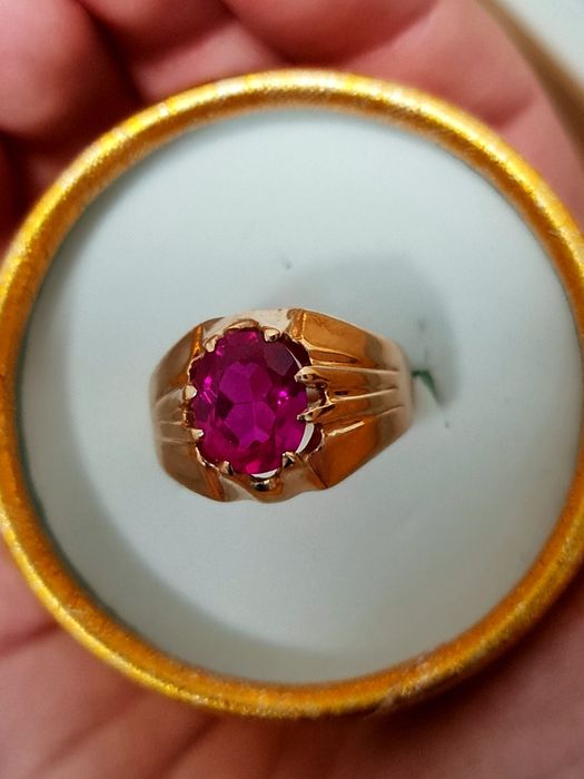 Золотое советское кольцо с рубином 583 пробы