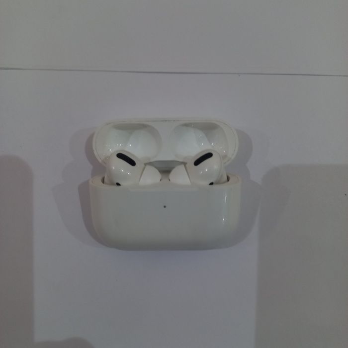 безпроводные наушникиAirPodsPro