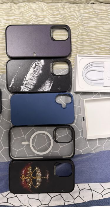 huse iphone 16 uzate