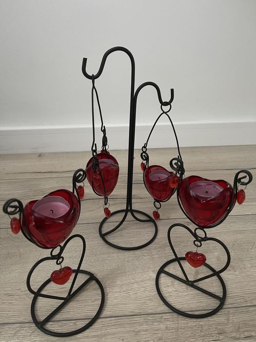 Suport romantic din metal pentru lumanari