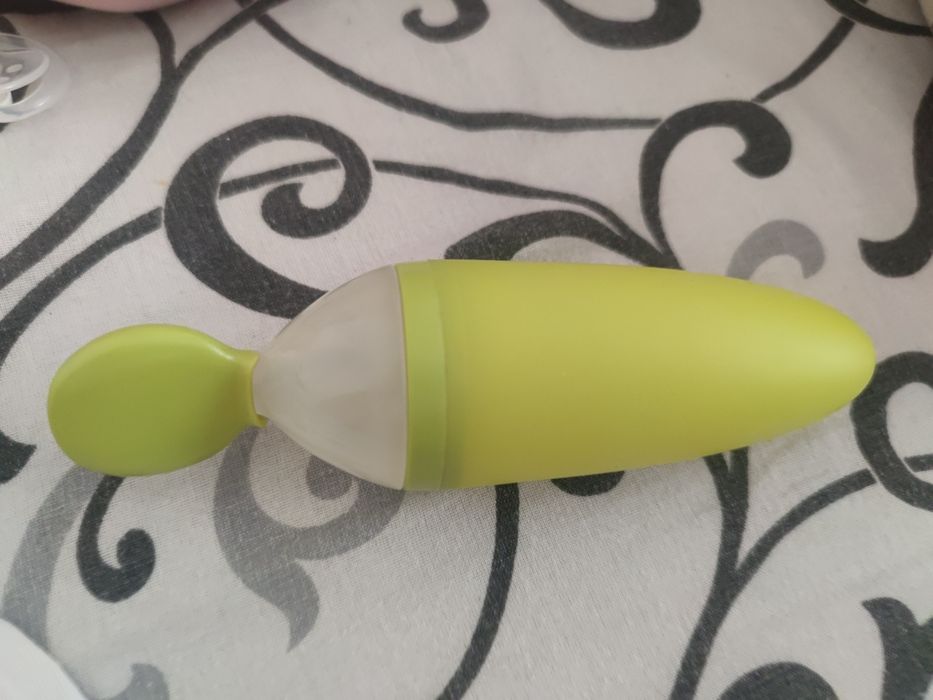 Vand linguriță cu rezervor (hranire bebe)