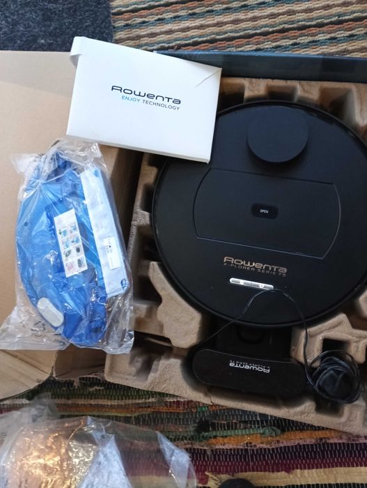 Прахосмукачка робот на Rowenta с лазер