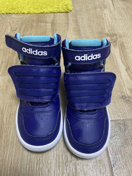 Papuci adidas marimea 26,5