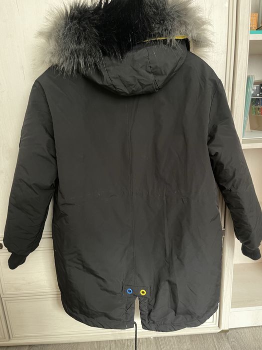 Продам женские куртки.