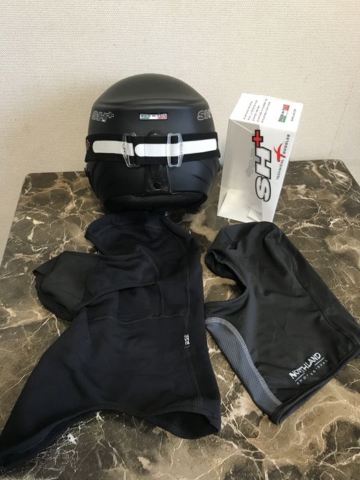 Продам горнолыжный шлем