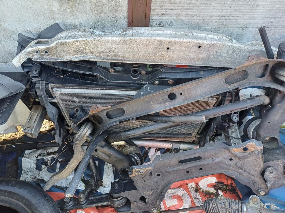 Bara fata,audi a6 c6,trager,capota,aripi,portiere dreapta,a6c6 bmk