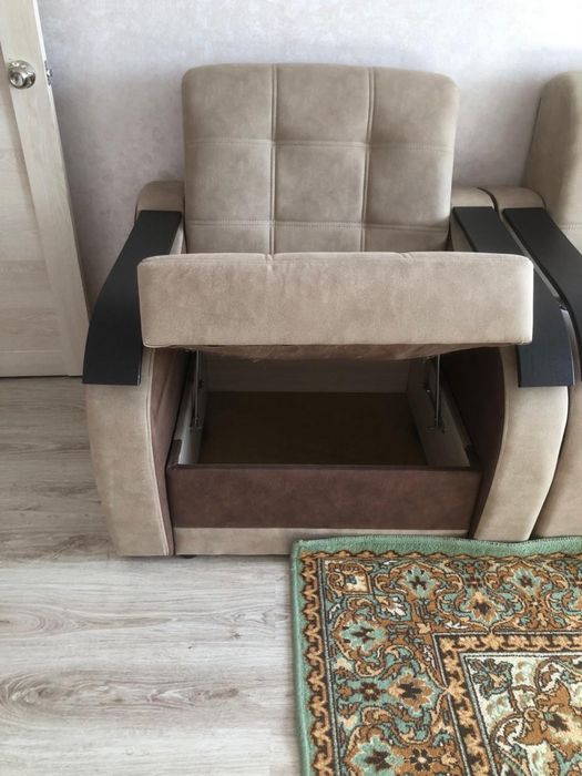 Диван с креслами