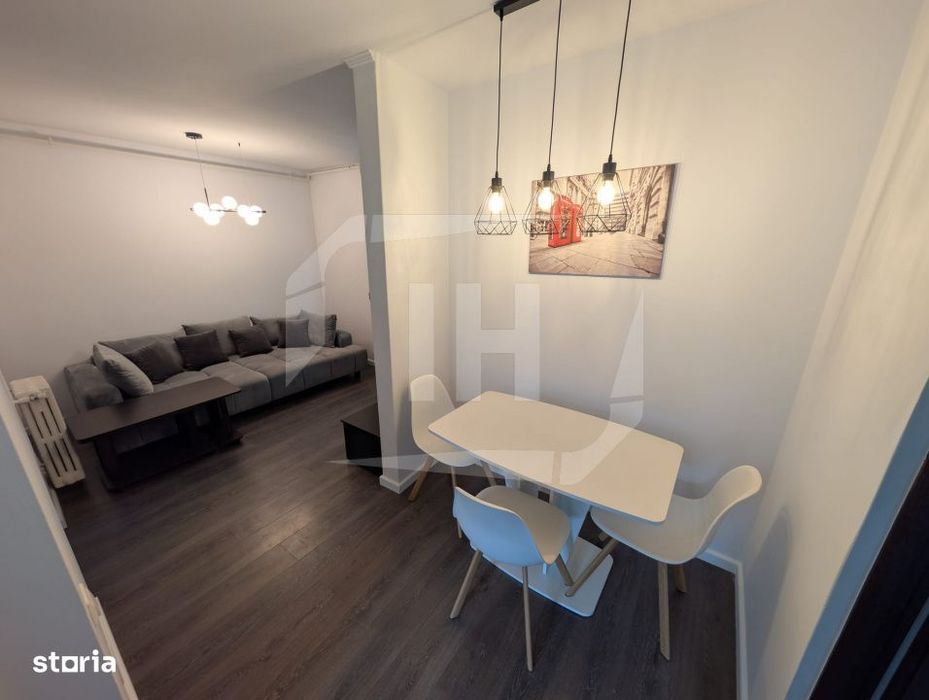 Apartament 2 camere decomandat, parcare, zona Vivo