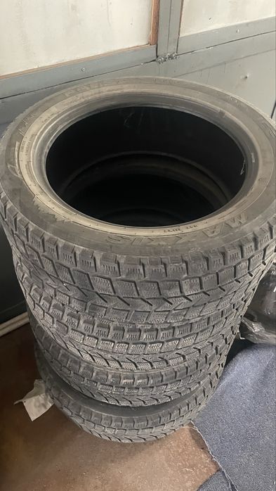 245/55/19 липучки зимние