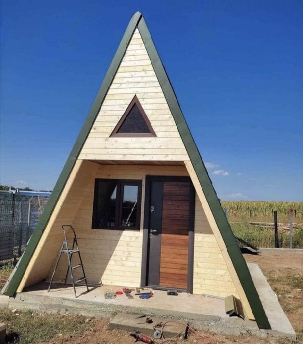 Vând cabane tip A,