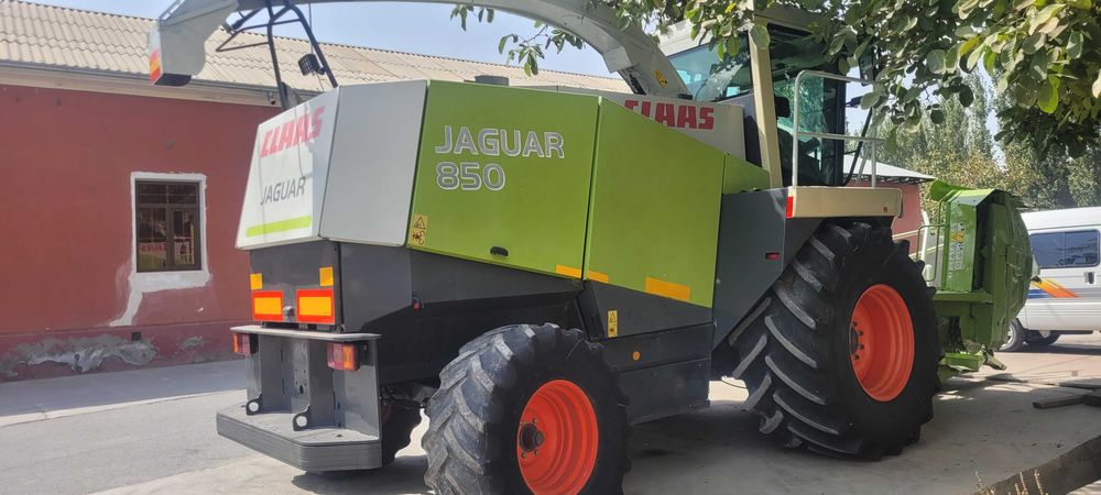 Ягувар комбайн срочно сотилади