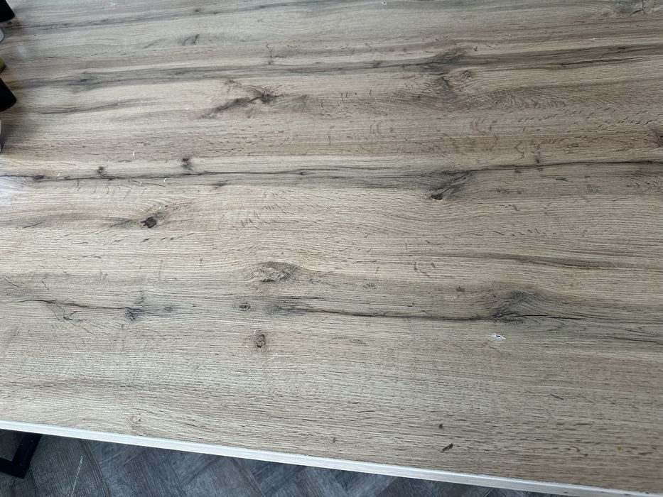 Продам стол ЛДСП