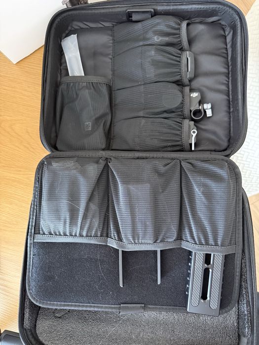 DJI RS4 Pro Combo в гаранция до ноември 2026