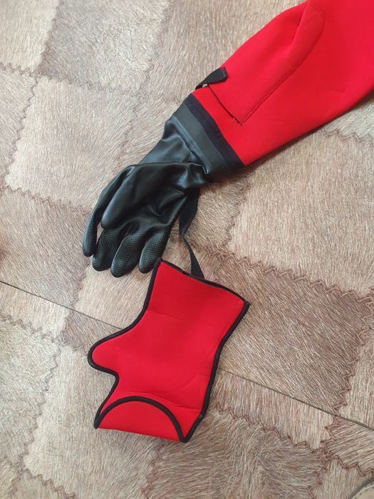 Продам гидрокостюм