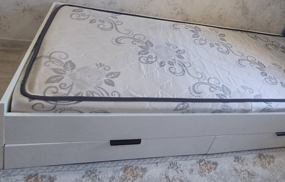 Продам кровать срочно