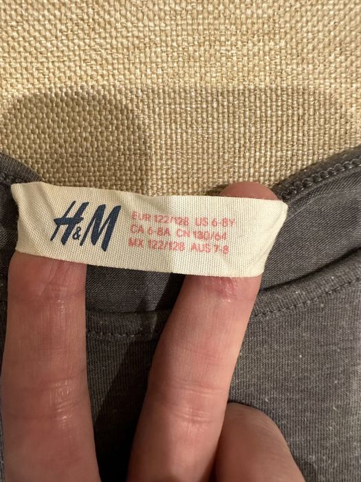 Футболкалар сотилади