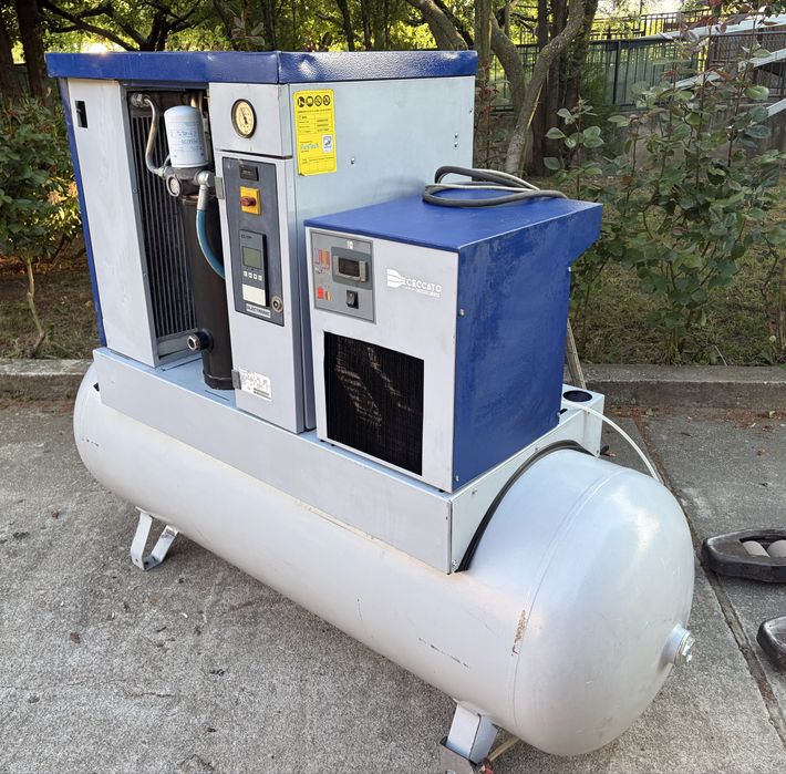 Винтов компресор Ceccato 11kw 500lt и хладилен изсушител