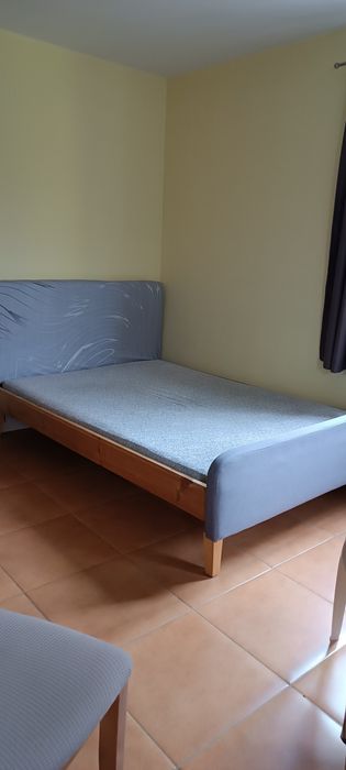 Тапицирано легло.