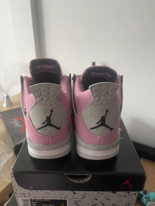 Jordan 4 Retro Orchid marimea 38