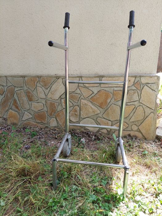 Продавам проходилка за възрастни  немско качество сгъваема