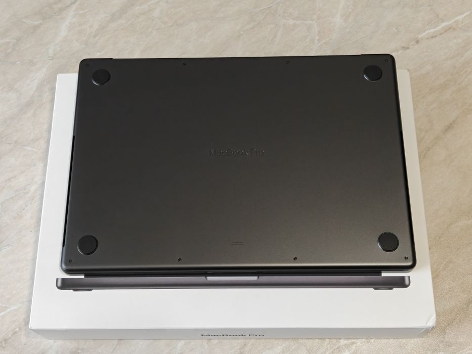 MacBook Pro 16 M4PRO 24/1TB 5 циклов/100%