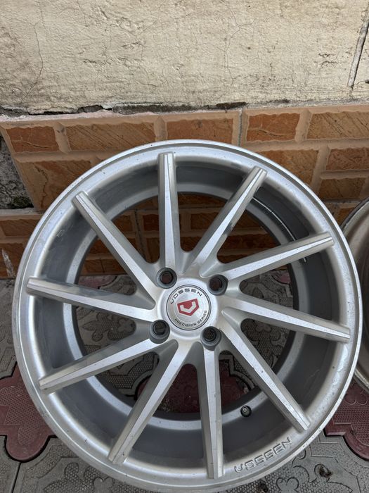 Продам диски r 16 3 штуки новые