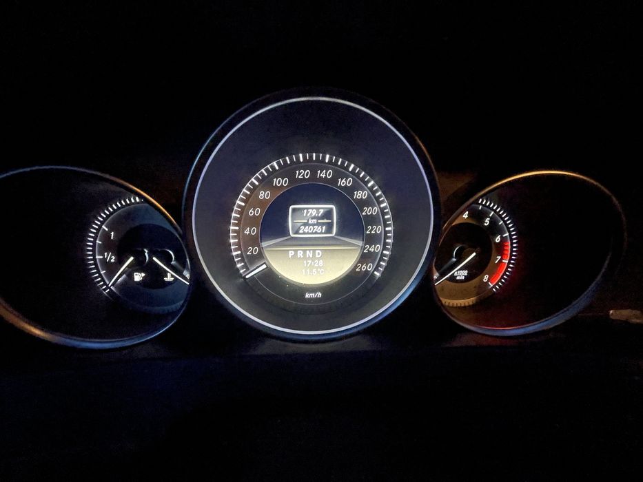 w204 Километраж Mercedes C фейстлифт Бензин