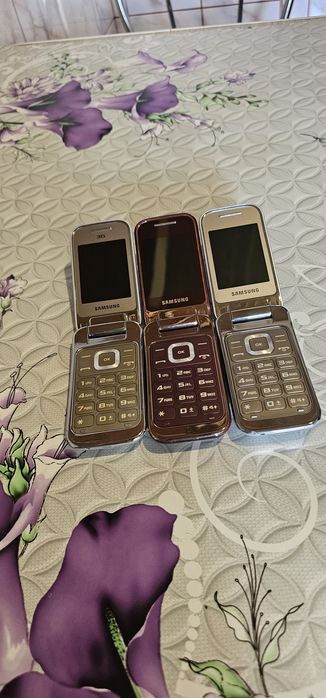 Samsung cu clapeta C3590