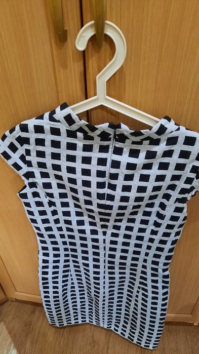 Продается платье подростковое