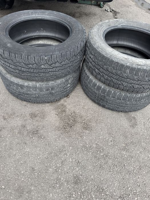 Продавам гуми Nokian 275/55/20