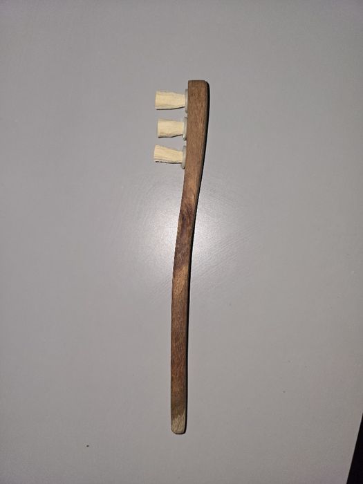 MISVAK  Misto Wak  – Tabiiy va foydali tish parvarishi vositasi!