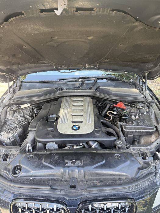 BMW E60 530d SAT Kутия НА ЧАСТИ!