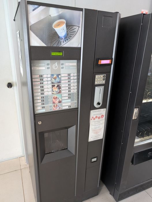 Вендинг машина Bianchi Antares+ Vega 700