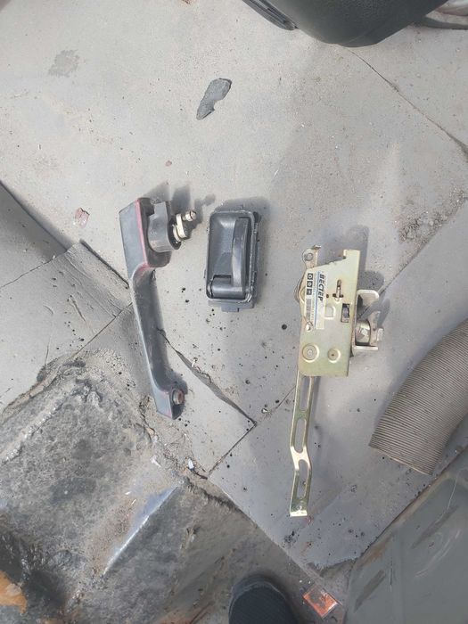 Продам запчасти.