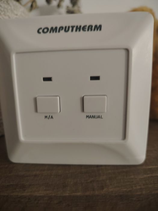 Vând termostat stare foarte buna de funcționare