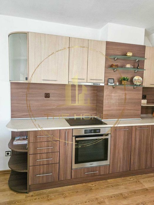 Дава се под наем Тристаен апартамент в Варна, Лятно кино Тракия - 93 кв.м за 700 € - Снимка #4