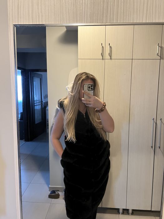 Vesta blanita artificiala, pufoasa