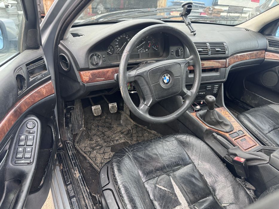 БМВ 520и е39 150кс 1998г На Части