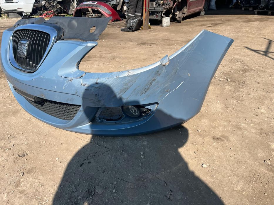 Предна броня Seat Leon 2008g с забележки може и на части