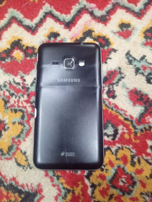 Телефон сомсунг  быу