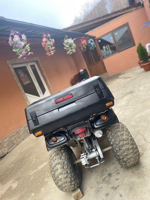 Vnd atv  de 200 în stare buna recent adus din Germania