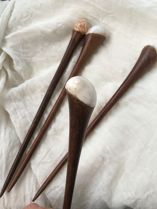 Ръчно изработени дървени фуркети за коса