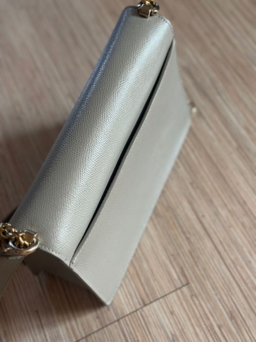 Чанта на FURLA сива