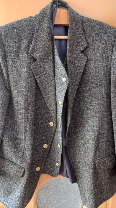 Vand sacou+vesta barbati,marime mare 54-56