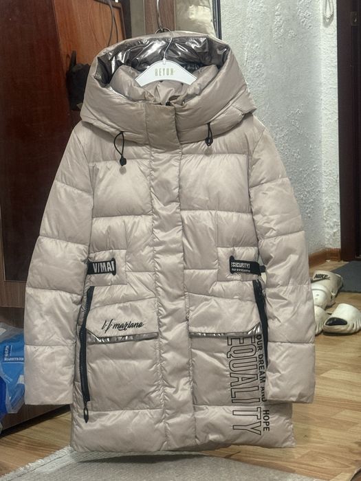 Зимняя куртка 42 размер