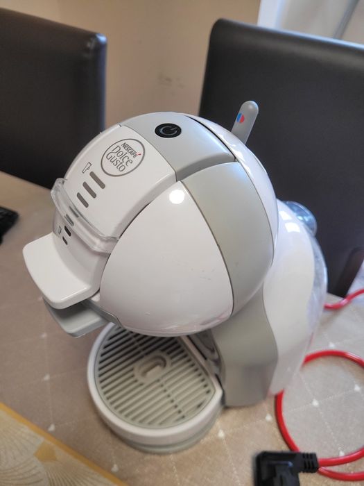 Капсулна кафемашина KRUPS Nescafe Dolce Gusto